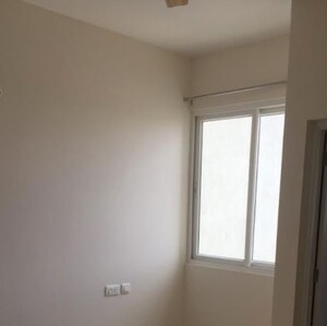 Room in 2 BHK Apartment at Prestige Lakeside Habitat Villa, Gunjur – for Rent