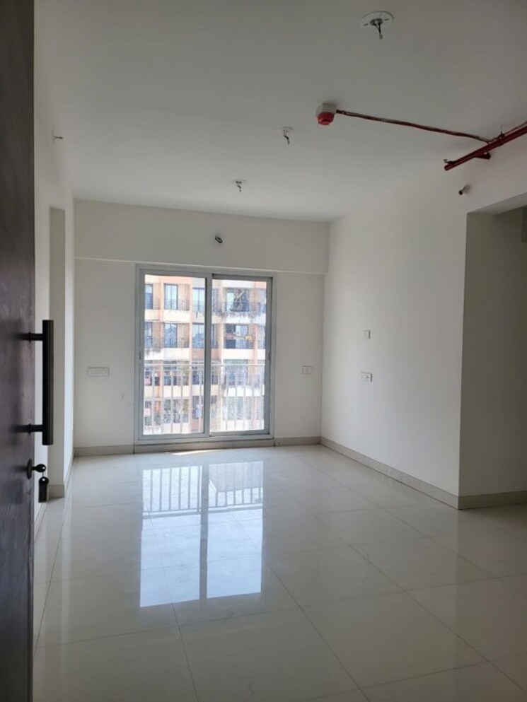 Room, one-hiranandani-park 1 Bedroom 630 Sq.Ft. Apartment In Ghodbunder Road Thane 9723364