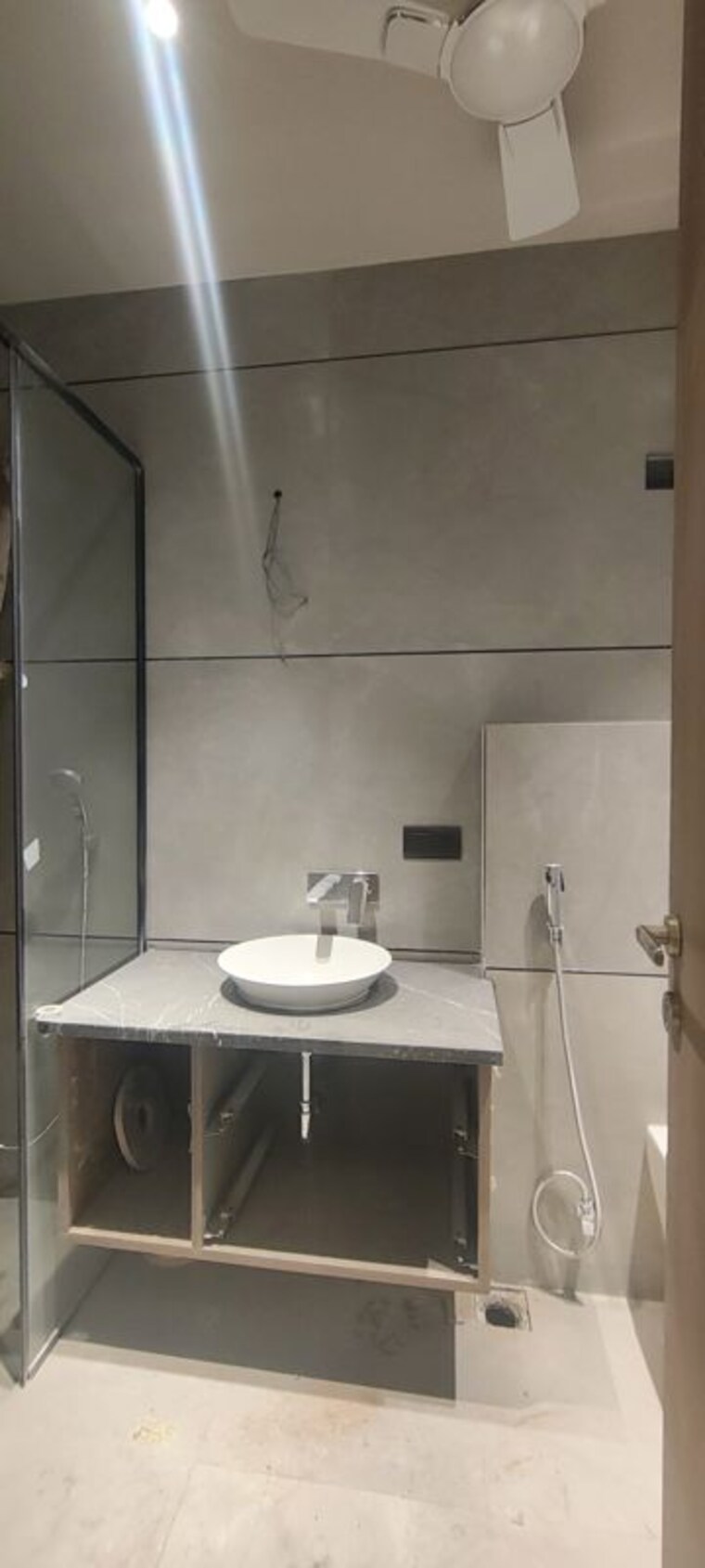 Bathroom, emaar-mgf-emerald-hills 4 Bedroom 338 Sq.Yd. Builder Floor In Sector 65 Gurgaon 9723367