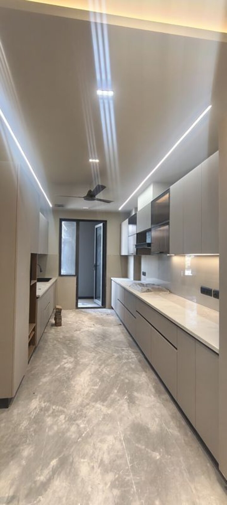 Kitchen, emaar-mgf-emerald-hills 4 Bedroom 338 Sq.Yd. Builder Floor In Sector 65 Gurgaon 9723367