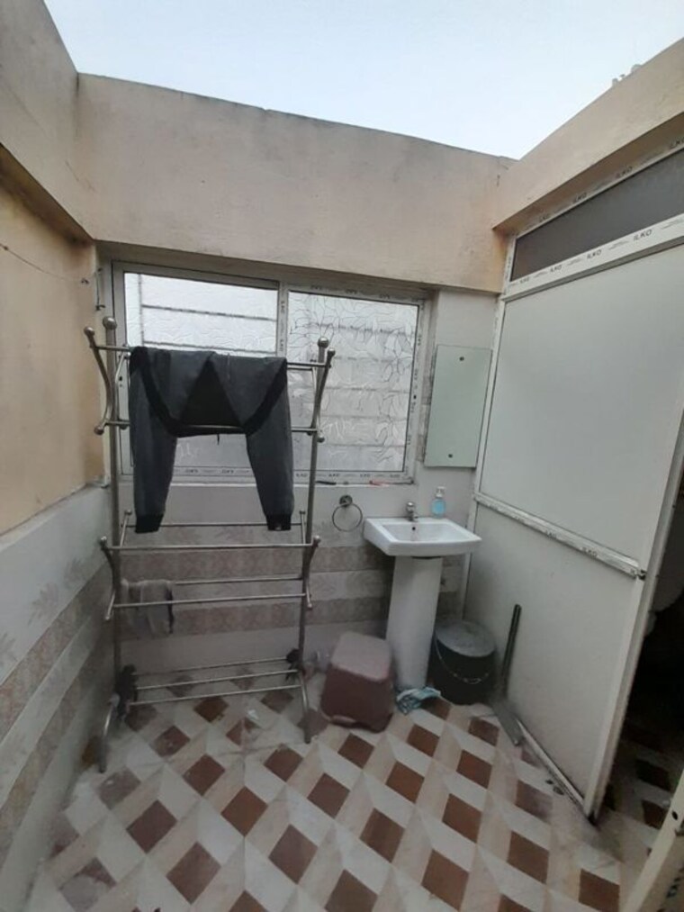 Bathroom, kaikhali 1 RK 450 Sq.Ft. Independent House In Kaikhali Kolkata 9723365