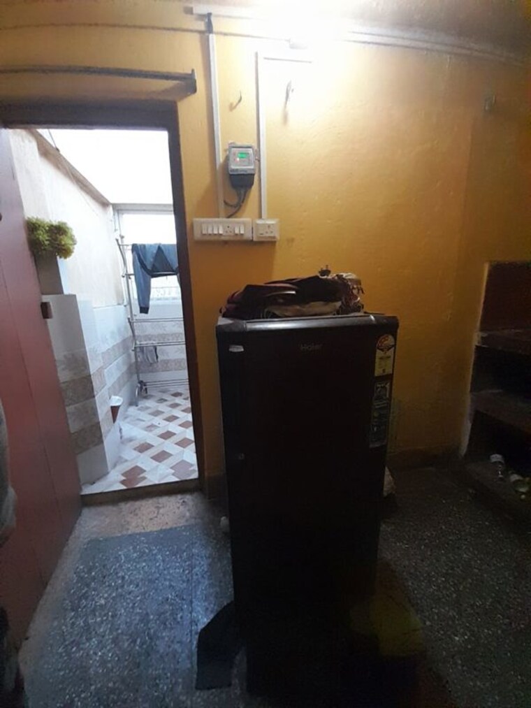 Kitchen, kaikhali 1 RK 450 Sq.Ft. Independent House In Kaikhali Kolkata 9723365