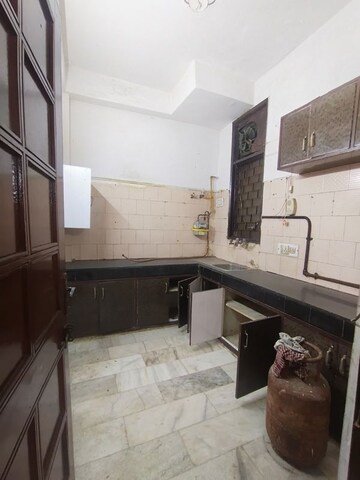 Kitchen in 3 BHK Builder Floor at Shivalik Colony – for Rent