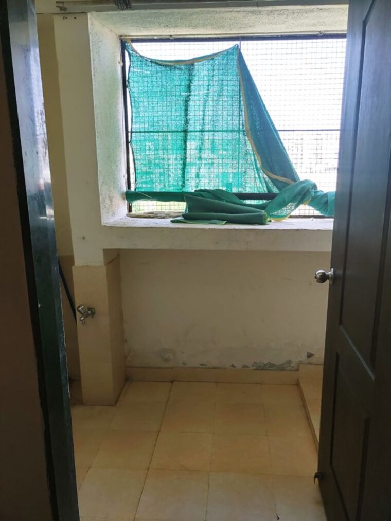 Bathroom, dajikaka-gadgil-anantshilp-apartment 2 Bedroom 1000 Sq.Ft. Apartment In Bavdhan Pune 9723374