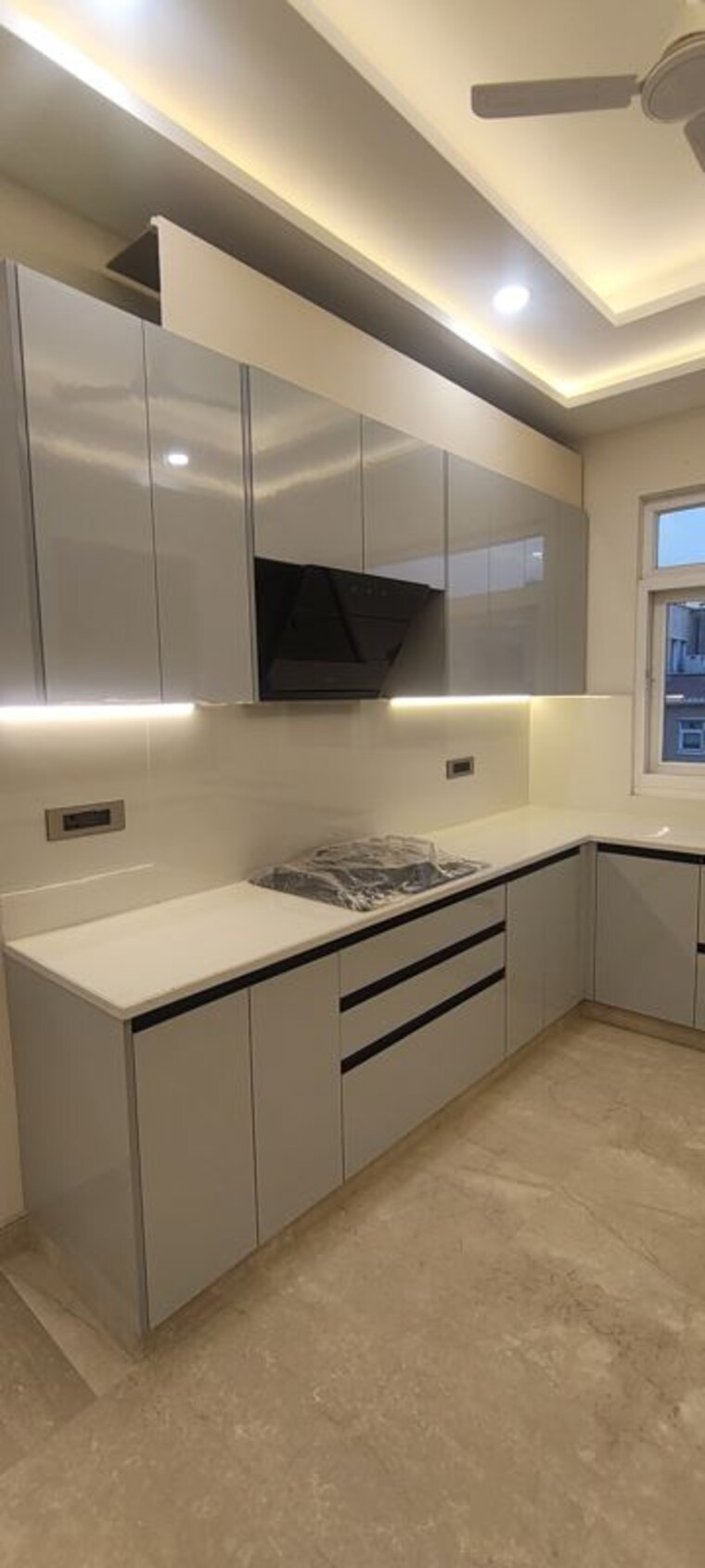 Kitchen, emaar-marbella 3.5 Bedroom 267 Sq.Yd. Builder Floor In Sector 66 Gurgaon 9723382