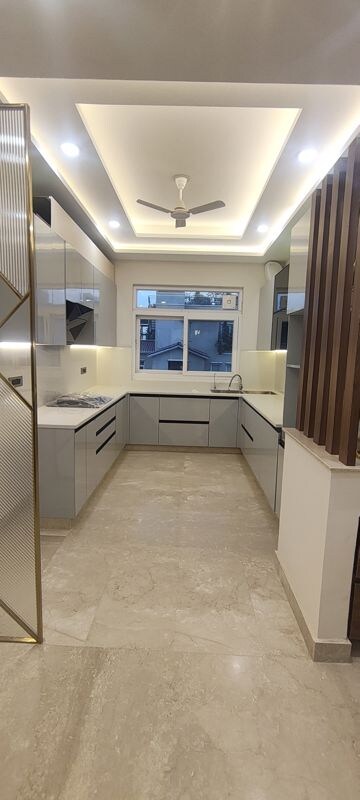 Kitchen in 3.5 BHK Builder Floor at Emaar Marbella, Sector 66 – for Sale