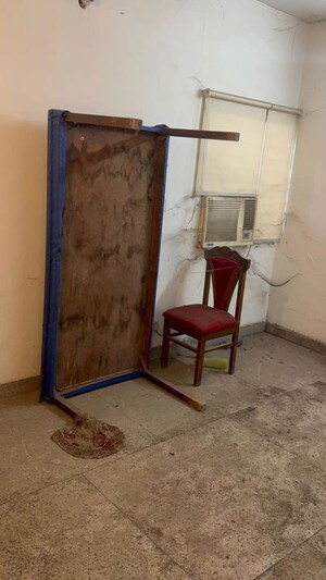 Room in 2 BHK Apartment at Kalkaji – for Sale