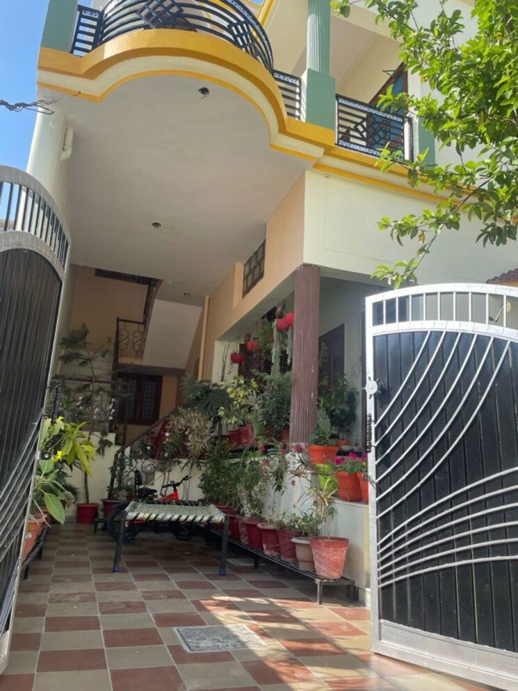 Balcony, turner road 4 Bedroom 200 Sq.Yd. Independent House In Turner Road Dehradun 9723391