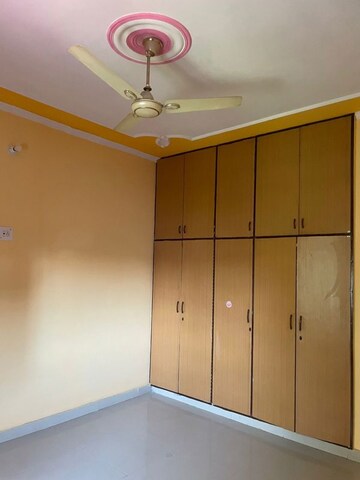 Furnished Amenities in 4 BHK Independent House at Turner Road – for Sale