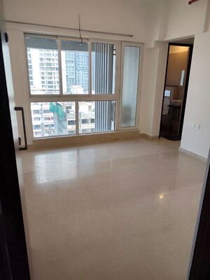 Room in 1 BHK Apartment at Omkar Signet, Malad East – for Rent