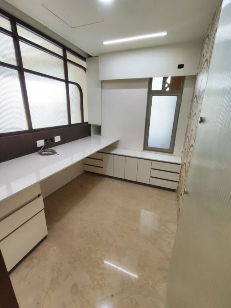 Room, hiranandani-lake-enclave-glendale 3 Bedroom 1088 Sq.Ft. Apartment In Thane West Thane 9723404