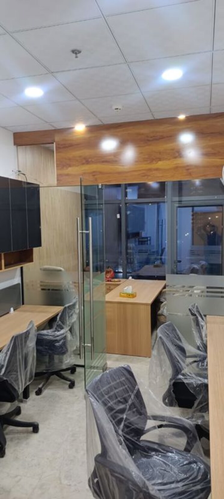 Team Area, ocean-golden-i Commercial Office Space 450 Sq.Ft. In Tech Zone 4 Greater Noida Greater Noida 9723402