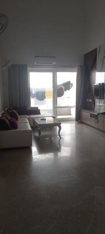 Living Room in 6+ BHK Penthouse at Opulence Villas, Sector 51 – for Rent