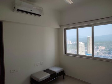 Room in 1 BHK Apartment at Omkar Signet, Malad East – for Rent