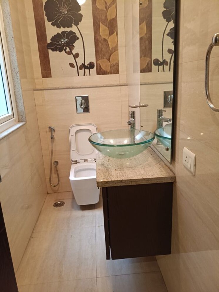 Kitchen, maharani bagh 6+ Bedroom 800 Sq.Yd. Independent House In Maharani Bagh Delhi 9723329