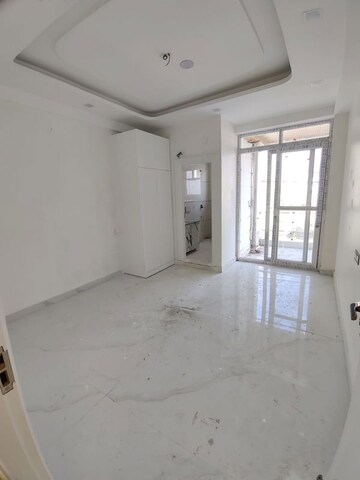 Room in 3 BHK Builder Floor at Gms Road – for Sale