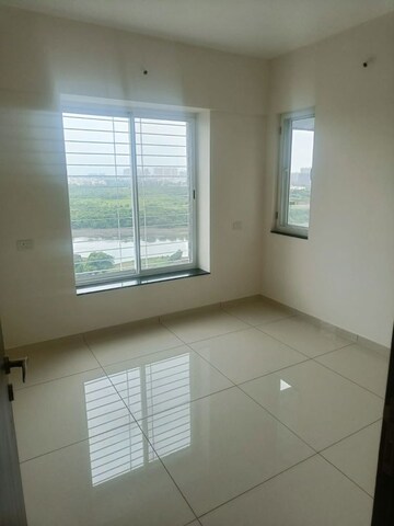 Room in 2 BHK Apartment at Yashwin Orizzonte, Kharadi – for Sale