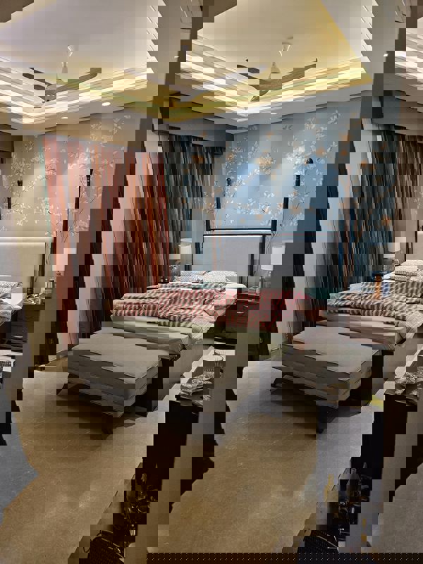 4 BHK + Pooja Room,Servant Room,Study Room,Extra Room Apartment For Sale in M Block Greater KailasH-2