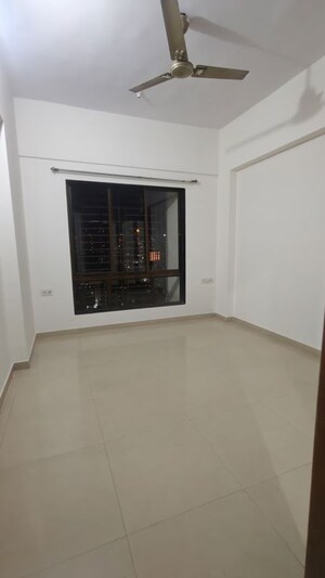 Room in 3 BHK Apartment at Neelkanth Palms, Kapur Bawdi – for Rent
