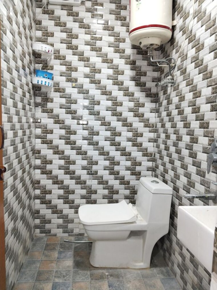 Team Area, khirki extension 2 Bedroom 850 Sq.Ft. Apartment In Khirki Extension Delhi 9723459