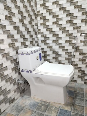 Bathroom in 2 BHK Apartment at Khirki Extension – for Rent