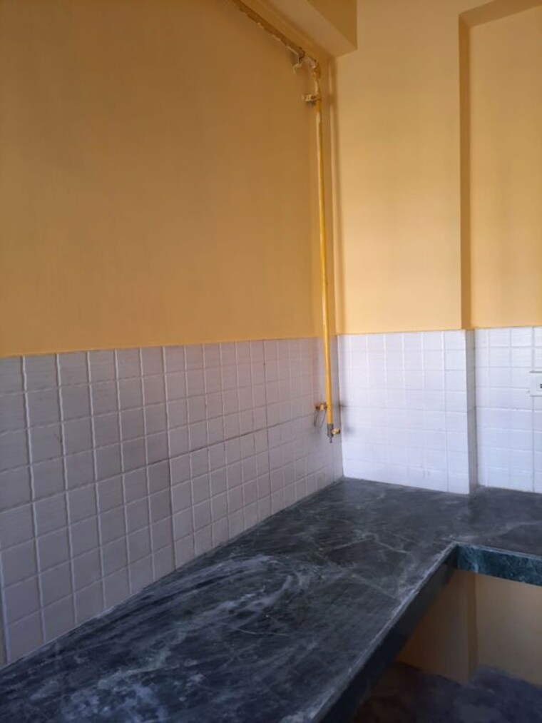 Room, adani-shantigram-aangan 1 Bedroom 650 Sq.Ft. Apartment In Near Vaishno Devi Circle On Sg Highway Ahmedabad 9723442