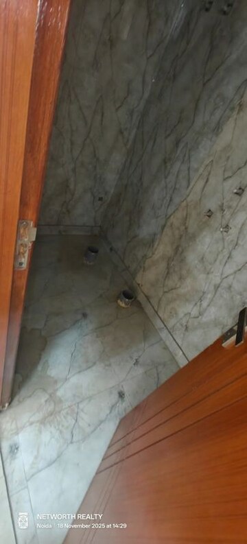 Balcony in 2 BHK Builder Floor at Sector 73 – for Sale