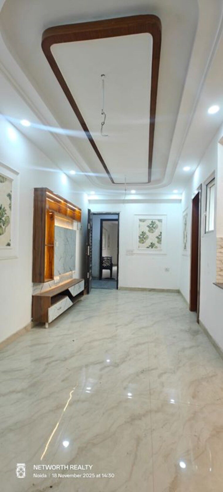 undefined, sector 73 2 Bedroom 1000 Sq.Ft. Builder Floor In Sector 73 Noida 9723470