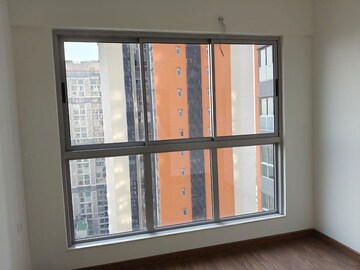 Room in 1.5 BHK Apartment at Piramal Revanta, Mulund West – for Sale