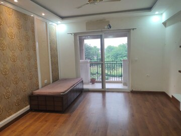 Room in 3 BHK Apartment at ATS Golf Meadows, Central Derabassi – for Rent