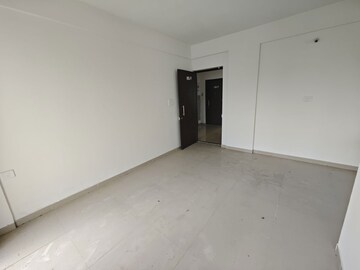 Room in 1 BHK Apartment at Peninsula Address One, Gahunje – for Rent