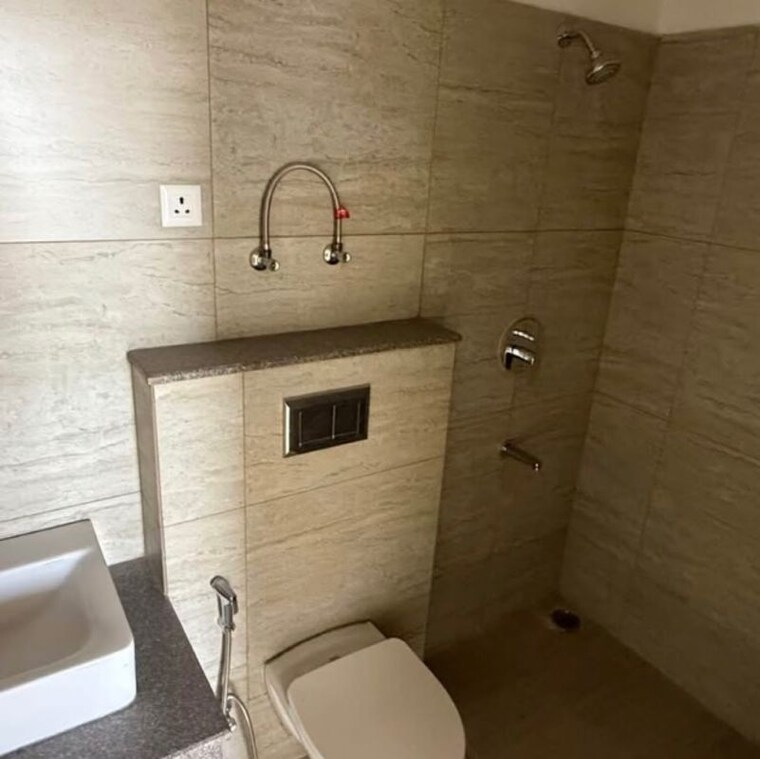 Bathroom, tata-la-vida 2 Bedroom 1330 Sq.Ft. Apartment In Bajghera Gurgaon 9723518