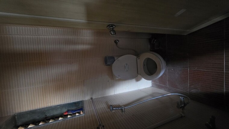 Bathroom, eden-woods-complex 1 Bedroom 520 Sq.Ft. Apartment In Manpada Thane 9723545