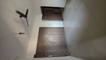 Room in 1 BHK Apartment at Eden Woods complex, Manpada – for Sale