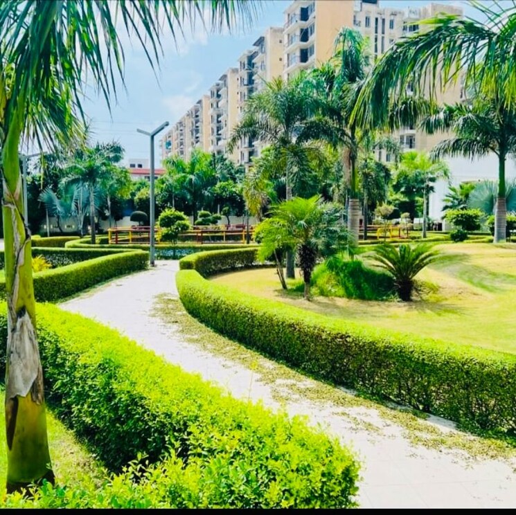 Garden, ratan-galaxy 3 Bedroom 1747 Sq.Ft. Apartment In Lalbagh Lucknow 9723548