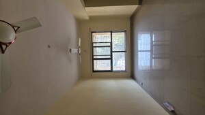 Room in 2 BHK Apartment at Eden Woods complex, Manpada – for Sale