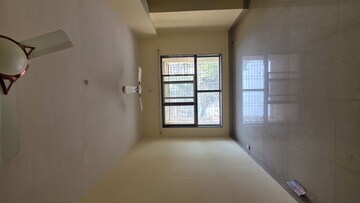 Room in 2 BHK Apartment at Eden Woods complex, Manpada – for Sale