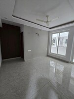 3 BHK + Extra Room 180 Sq.Yd. Builder Floor in Sector 40