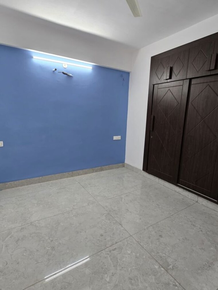 Room, sector 40 3 Bedroom 180 Sq.Yd. Builder Floor In Sector 40 Panipat 9723567