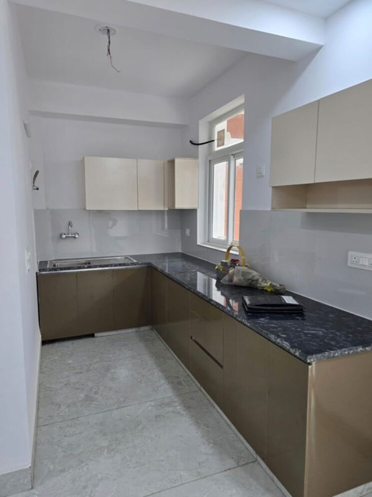 Kitchen, sector 40 3 Bedroom 180 Sq.Yd. Builder Floor In Sector 40 Panipat 9723567