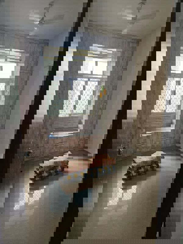 2.5 BHK Apartment For Rent in Mahagun Mywoods