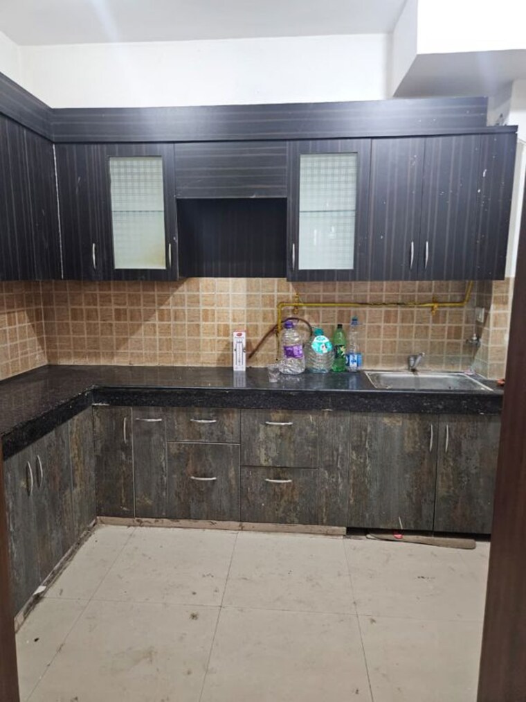 Kitchen, mahagun-mywoods 2.5 Bedroom 1110 Sq.Ft. Apartment In Sector 16c Greater Noida Greater Noida 9723573