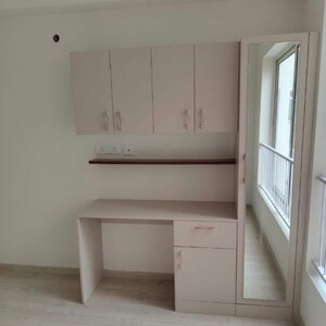 Room in 3 BHK Apartment at Shapoorji Pallonji Joyville Phase 3, Sector 102 – for Rent