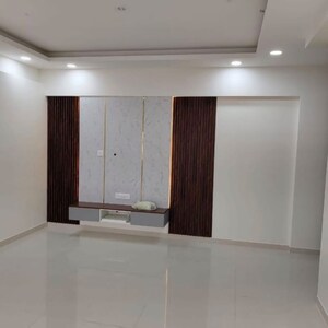 Room in 3 BHK Apartment at Shapoorji Pallonji Joyville Phase 3, Sector 102 – for Rent
