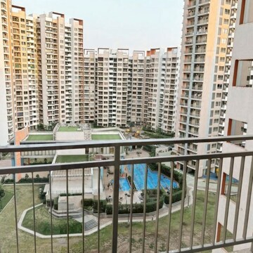 3 BHK Apartment – Exterior View View at Shapoorji Pallonji Joyville Phase 3, Sector 102 - for Rent