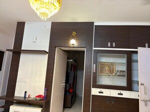 Furnished Amenities in 3 BHK Apartment at Omaxe R2, Gomti Nagar – for Rent