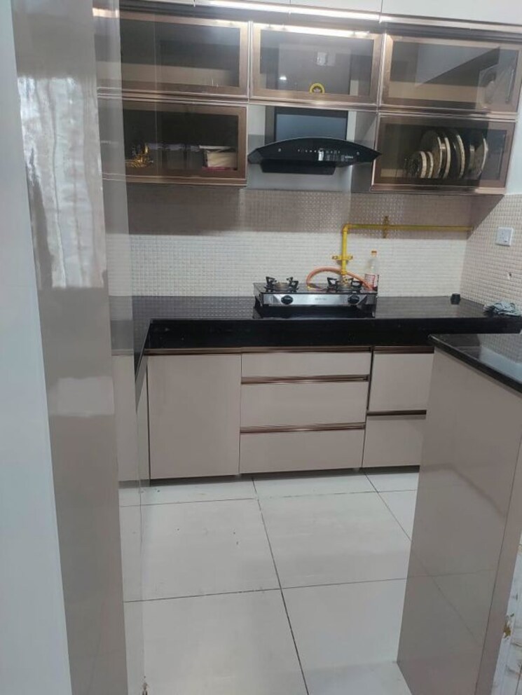 Kitchen, mahagun-mywoods 2.5 Bedroom 1190 Sq.Ft. Apartment In Sector 16c Greater Noida Greater Noida 9723580