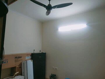 Furnished Amenities in 2.5 BHK Apartment at Mahagun Mywoods, Sector 16c Greater Noida – for Rent