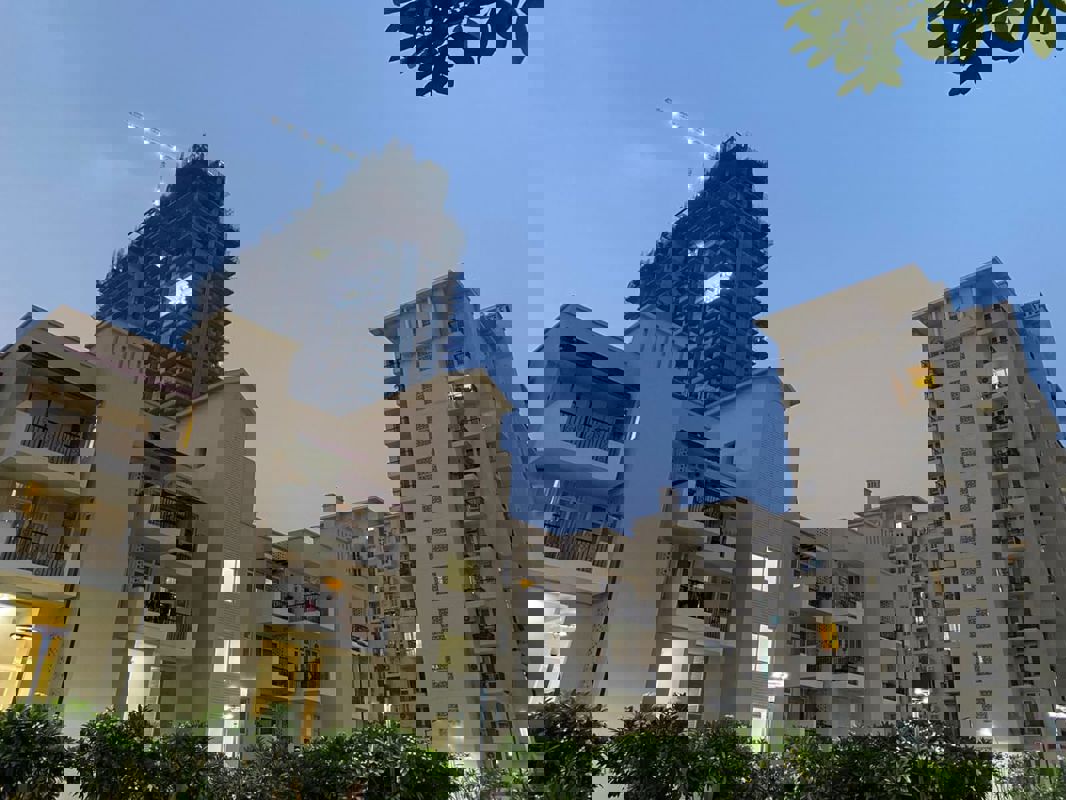 3.5 BHK + Servant Room Apartment For Rent in Emaar Emerald Estate