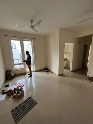 2.5 BHK Apartment For Sale in Emaar Emerald Estate, Sector 65